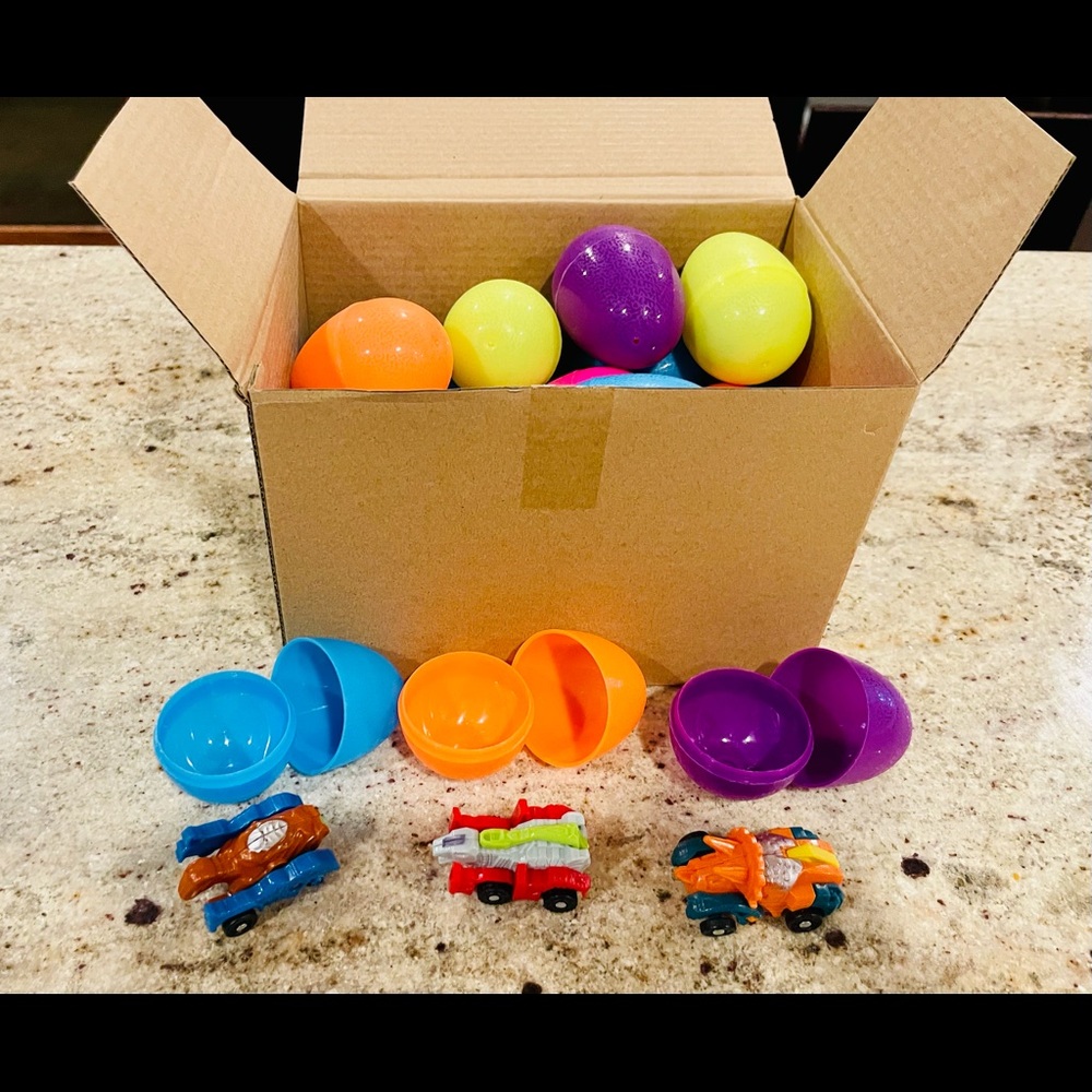 Easter Eggs Filled With Dinosaur Cars (24 Eggs - New)